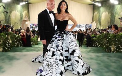 Jeff Bezos und Lauren Sanchez / MET Gala: Wer ist die Schönste im Land? Und bringt sie Trump mit?