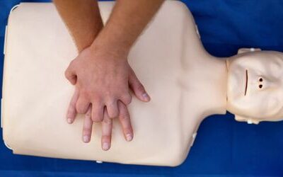 Herzdruckmassage: Können Sie Wiederbelebung?