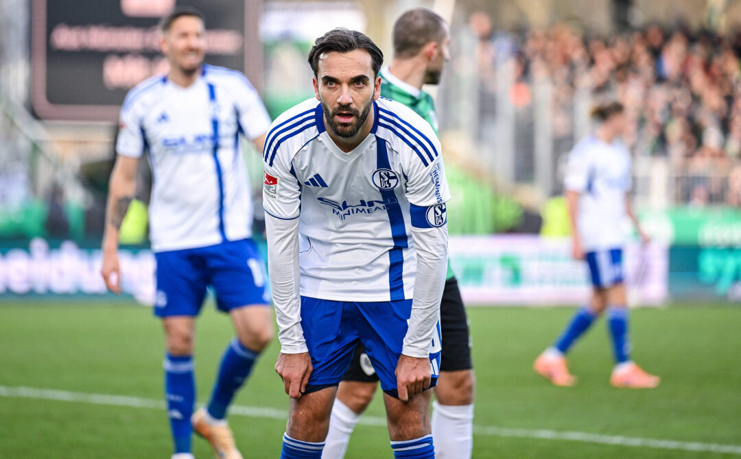 Schalke in Überzahl nur mit Remis – Hannover 96 beendet Paderborner Siegesserie