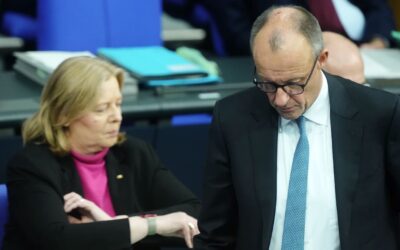 Nach Kampf-Ansage an Unternehmer: Jetzt geht Kanzler Merz auf Ministerin Bas los!