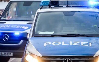 Lindau am Bodensee: Vier Kinder schlagen 13-Jährigen mit Bus-Nothämmern nieder
