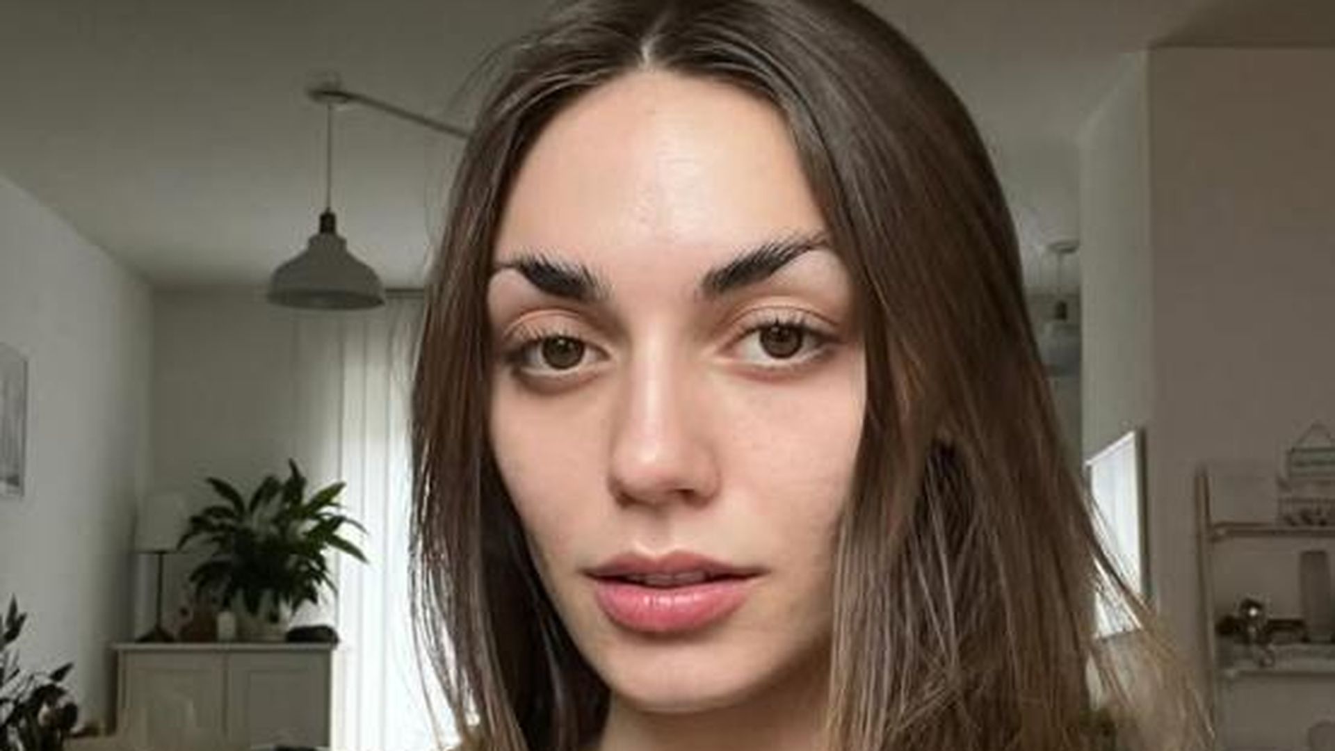 war-16-tina-neumann-will-nicht-ueber-ex-beziehung-schweigen.jpg War 16: Tina Neumann will nicht über Ex-Beziehung schweigen