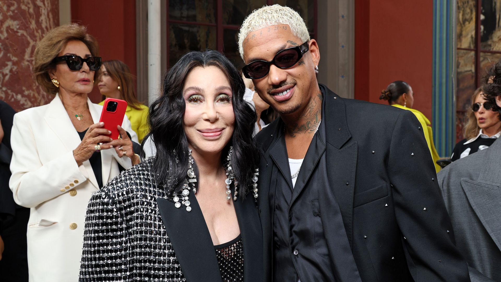 Will Cher zum 80. Geburtstag ihren Alexander (39) heiraten?