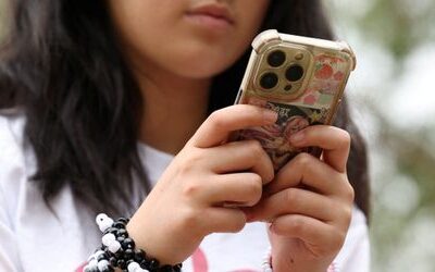 Australien: Social-Media-Bann startet -16-Jährige