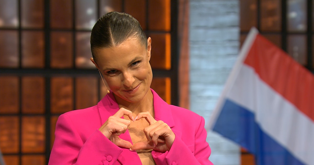 bella-donna-fans-bekommen-wegen-laura-wontorras-hosenanzug-grosse-augen.jpg „Bella donna“: Fans bekommen wegen Laura Wontorras Hosenanzug große Augen