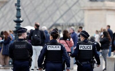 Louvre in Paris: Polizei verpasste die Diebe um 30 Sekunden