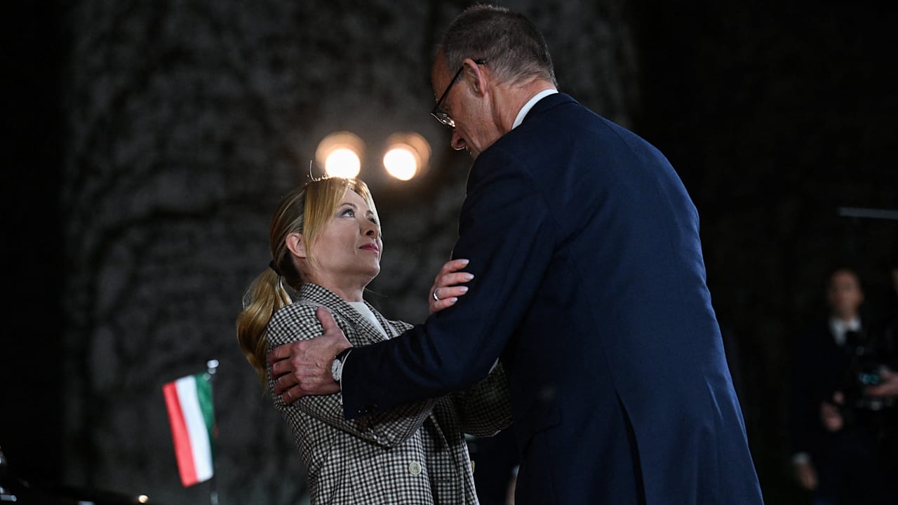 ukraine-verhandlungen-giorgia-meloni-kommt-mit-wut-im-bauch-zum-merz-dinner.jpg Ukraine-Verhandlungen: Giorgia Meloni kommt mit Wut im Bauch zum Merz-Dinner