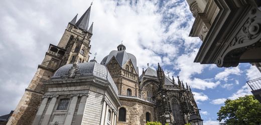 katholische-kirche-bistum-aachen-zieht-liste-von-missbrauchstaetern-zurueck.jpg Katholische Kirche: Bistum Aachen zieht Liste von Missbrauchstätern zurück