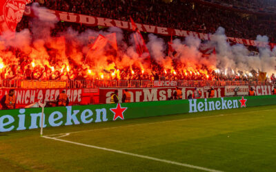Champions League: Mega-Strafe gegen Bayern und Eintracht nach Pyro-Skandalen