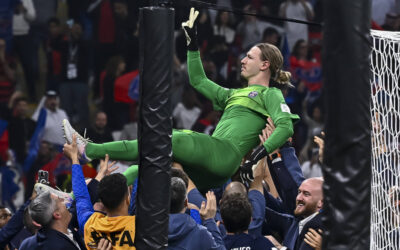 PSG vermeldet rätselhaften Handbruch bei Elfmeter-Held Safonov