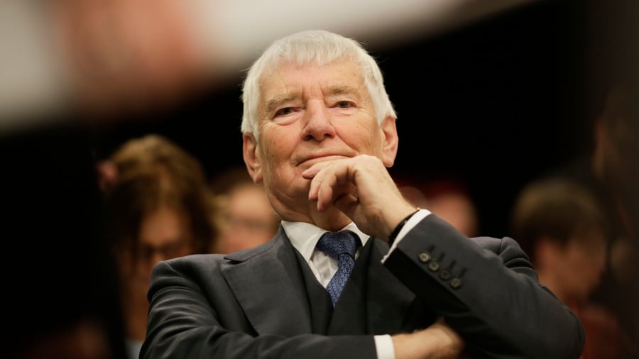 AfD: „Das ist Unsinn“ – Ex-Innenminister Schily verteidigt AfD-Chefin Weidel gegen Extremismus-Vorwurf