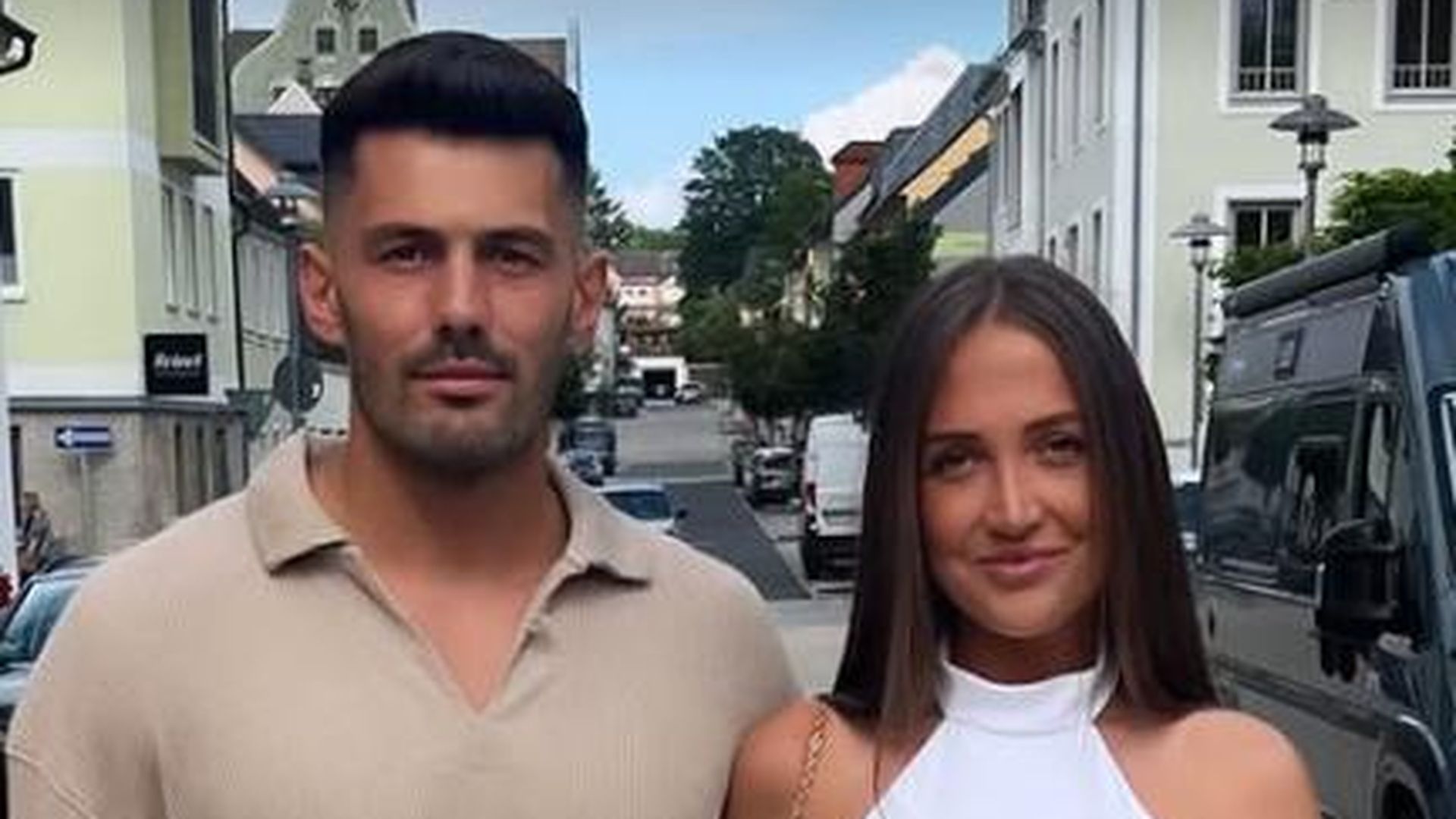 So verbringen Max Wilschrey und seine Laura Weihnachten