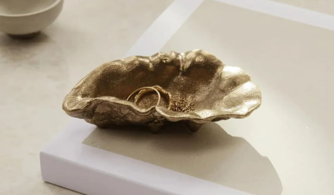 Diese Austernschale ist ein perfektes Dekostück für jedes Zuhause