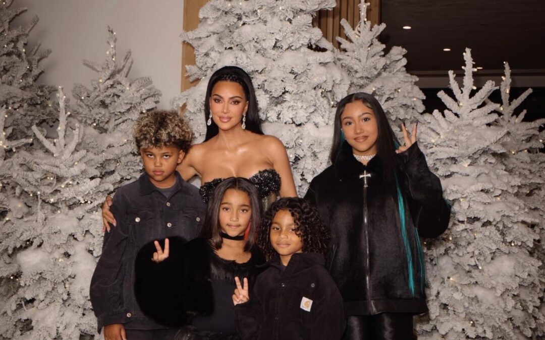 Tierschutz entsetzt wegen Weihnachtswelpen der Kardashians