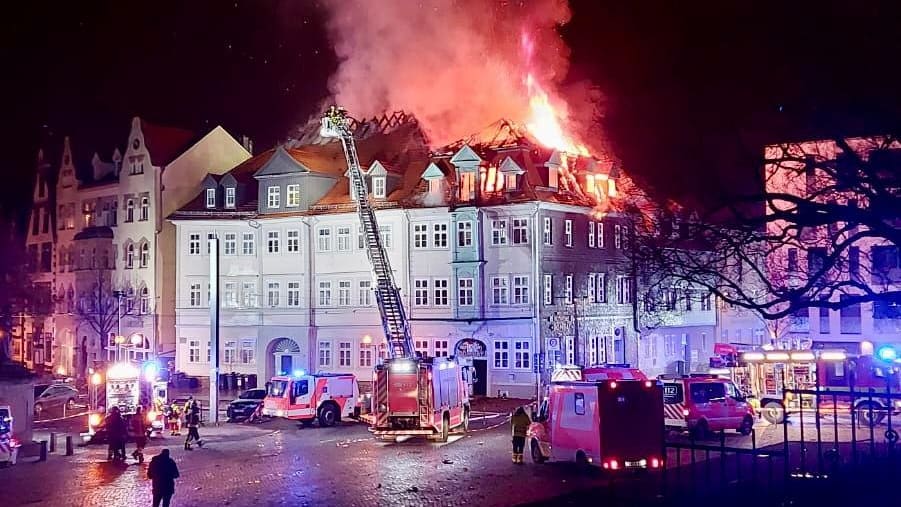 Silvester 2025 im Live-Ticker: Die Lage zum Jahreswechsel