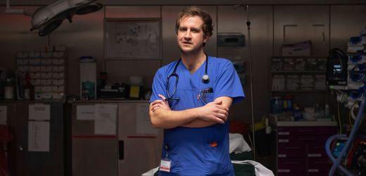 neujahrsnacht-in-berlin-charite-behandelt-patienten-mit-feuerwerksverletzungen.jpg Neujahrsnacht in Berlin: Charité behandelt Patienten mit Feuerwerksverletzungen