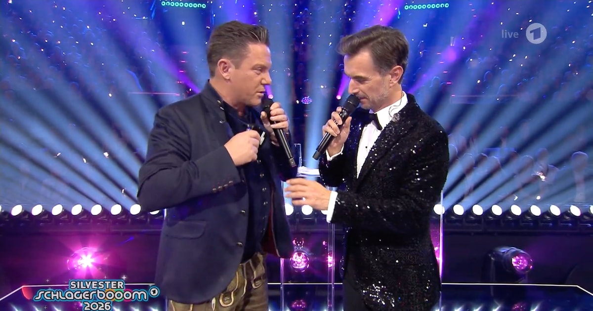 live-panne-stefan-mross-kaempft-beim-silvester-schlagerbooom-mit-der-technik.png Live-Panne: Stefan Mross kämpft beim „Silvester-Schlagerbooom“ mit der Technik