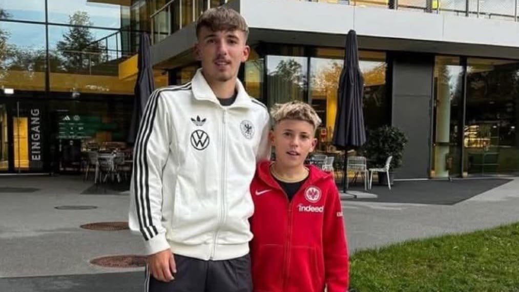 fc-bayern-rekordmeister-an-bruder-14-von-lennard-karl-dran.jpg FC Bayern: Rekordmeister an Bruder (14) von Lennard Karl dran