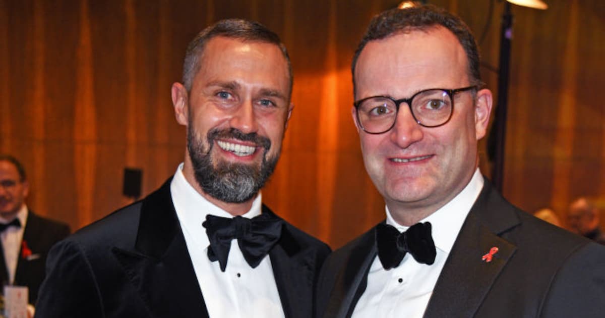 jens-spahn-mein-mann-und-ich-waehlen-unsere-freunde-sehr-bewusst.jpg Jens Spahn: „Mein Mann und ich wählen unsere Freunde sehr bewusst“