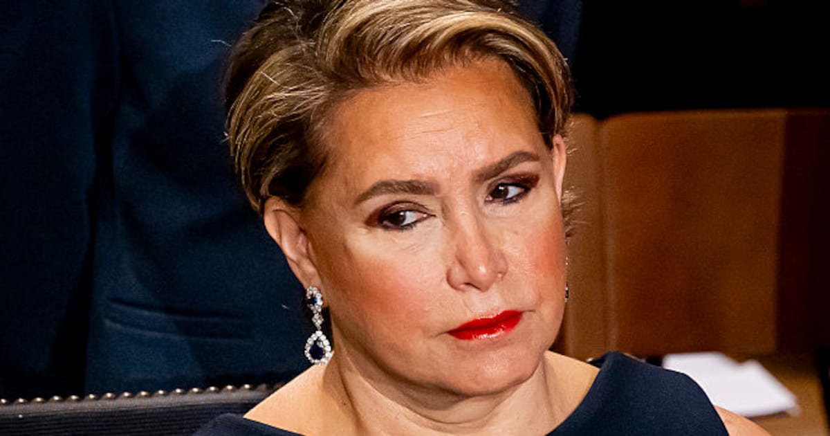 maria-teresa-kaempft-mit-traenen-als-sie-ueber-tod-des-bruders-spricht.jpg Maria Teresa kämpft mit Tränen, als sie über Tod des Bruders spricht