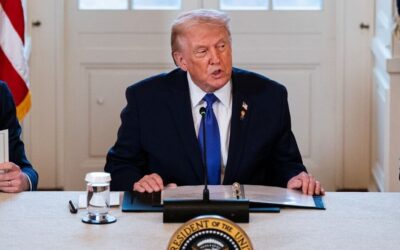 +++ USA +++: Trump besteht notfalls mit Gewalt auf Grönland – Warnung vor Russland und China