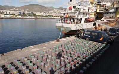 Atlantik: Spanien stellt fast zehn Tonnen Kokain auf brasilianischem Frachter sicher