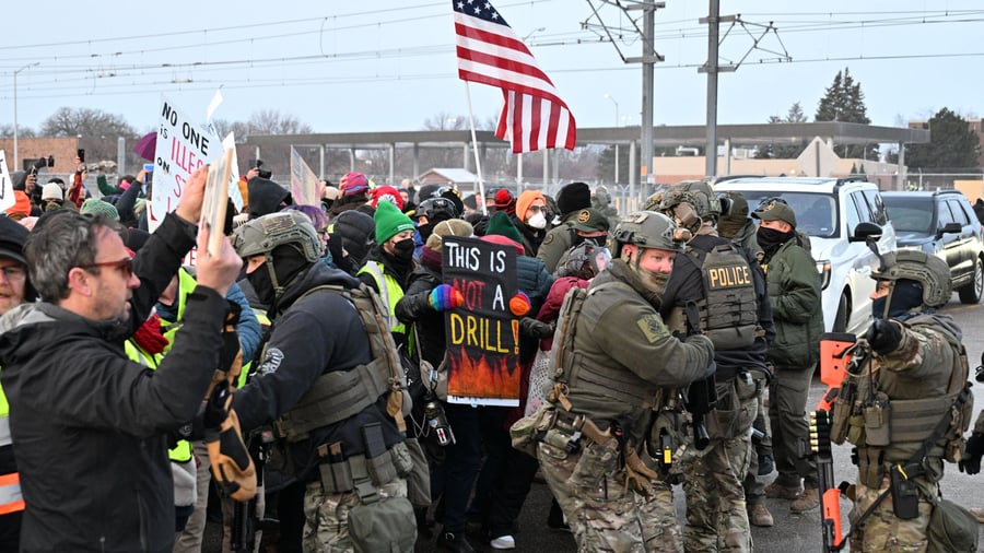 usa-bundesbeamter-schiesst-person-bei-protest-in-minneapolis-ins-bein.jpg +++ USA +++: Bundesbeamter schießt Person bei Protest in Minneapolis ins Bein