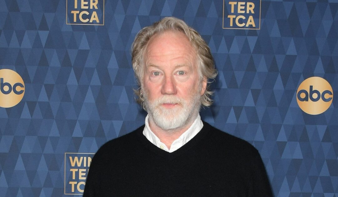 Nach heftigen Vorwürfen stellt sich Timothy Busfield: „Kleinen Jungen nichts getan“