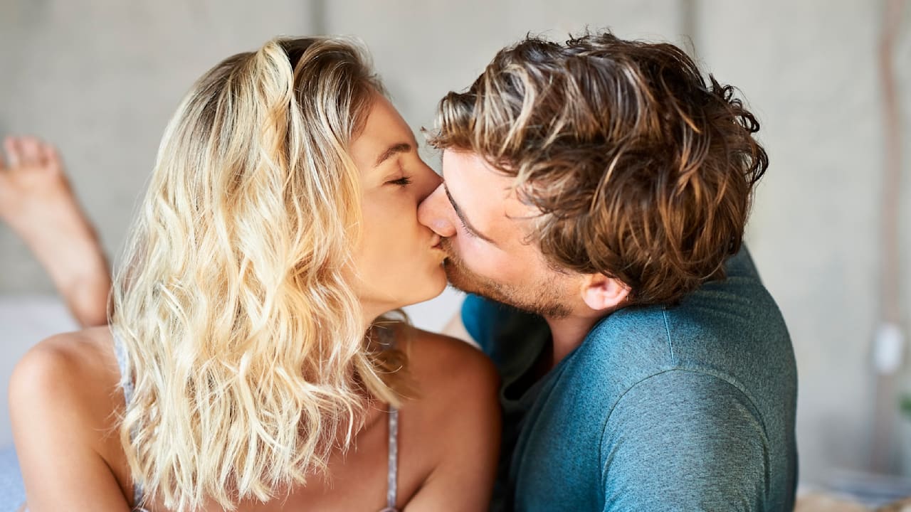 Ist Küssen schon Betrügen? Expertin Ulrike Zeitlinger klärt auf