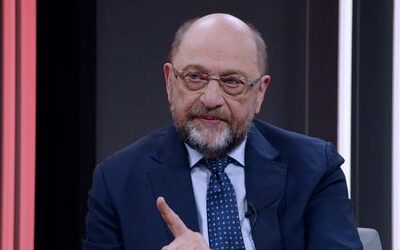 Donald Trump: »Mit dieser Regierung sind die USA eine feindliche Macht« -Talk