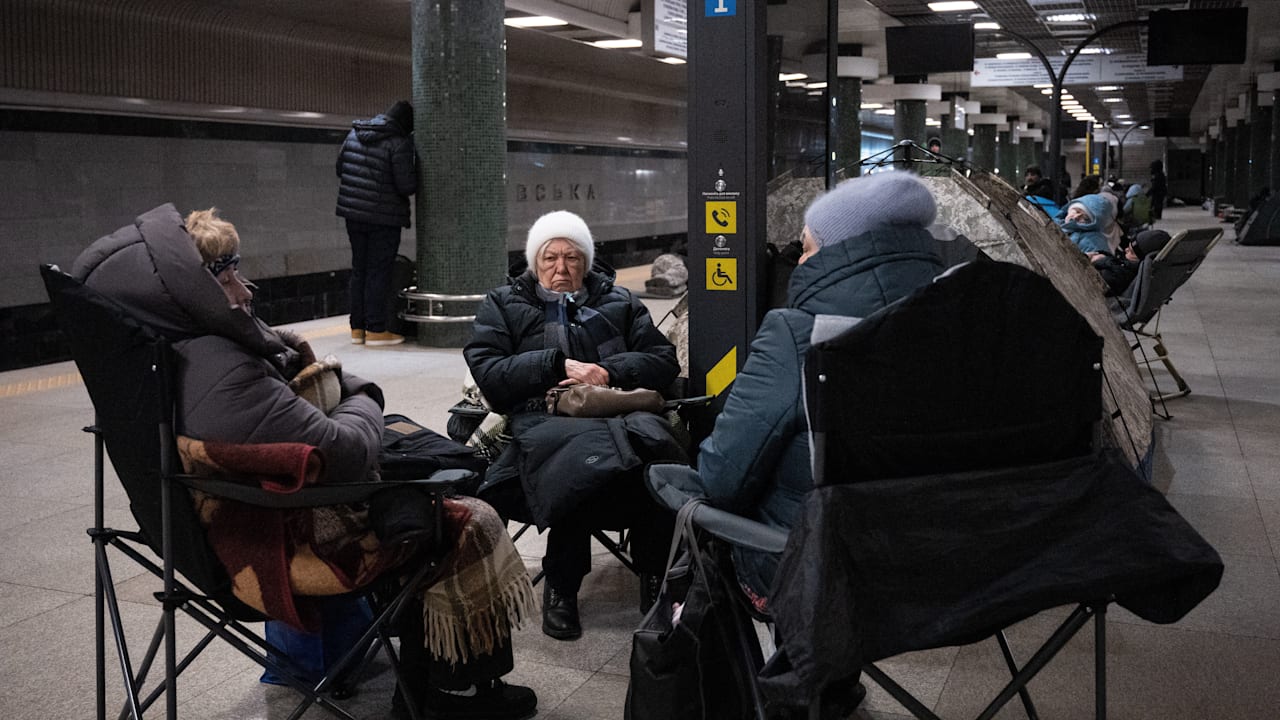 kaelte-hoelle-kiew-trump-putin-bereit-fuer-eine-woche-feuerpause.jpg Kälte-Hölle Kiew: Trump: Putin bereit für eine Woche Feuerpause