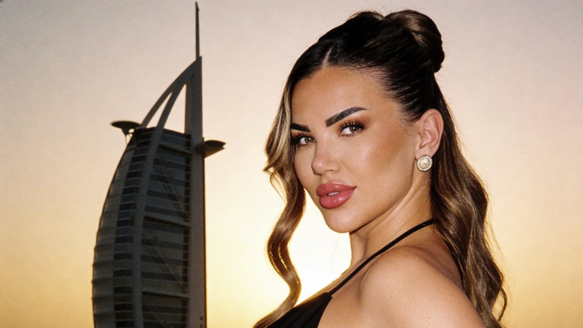 gratis-kim-virginia-grey-teilt-nun-spicy-content-ab-18.jpg Gratis: Kim Virginia Grey teilt nun „spicy Content“ ab 18+