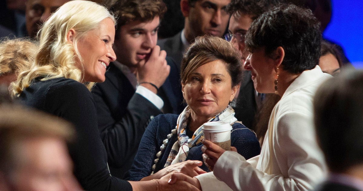 Mette-Marit traf Epsteins Komplizin: Hof reagiert mit fragwürdigem Statement