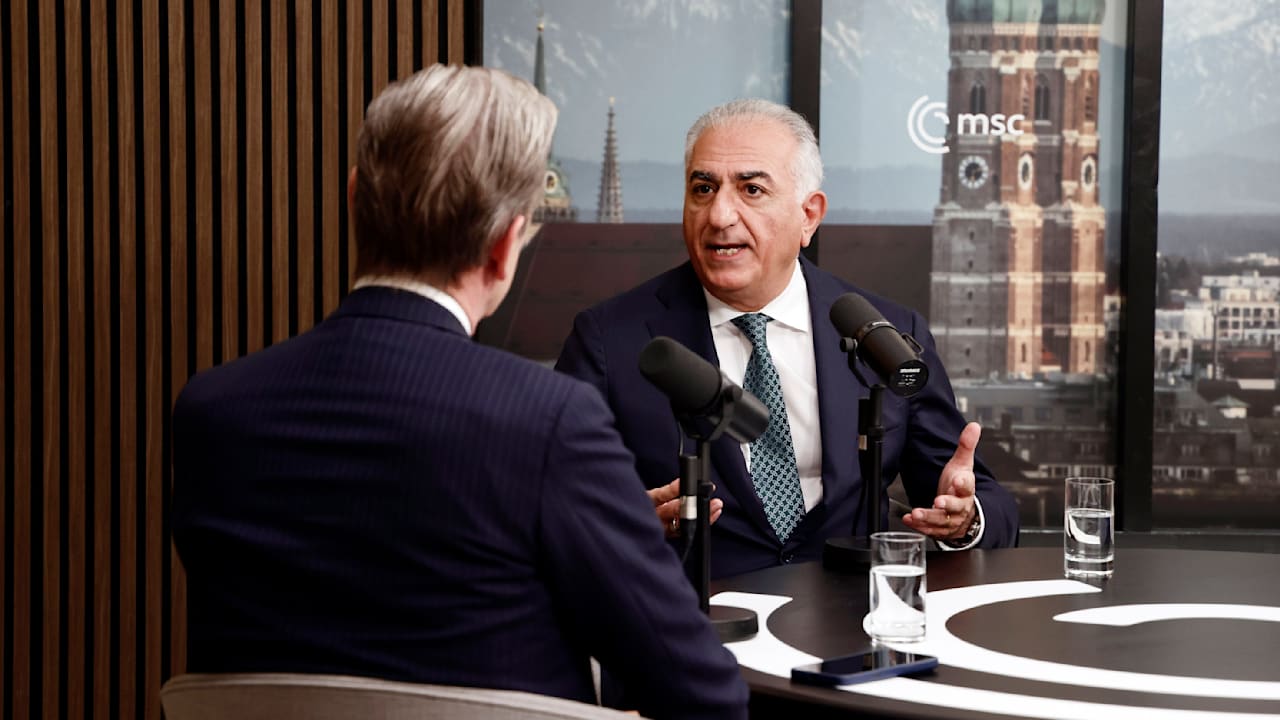 exklusiv-irans-kronprinz-fordert-trump-zum-angriff-auf.jpg Exklusiv: Irans Kronprinz fordert Trump zum Angriff auf