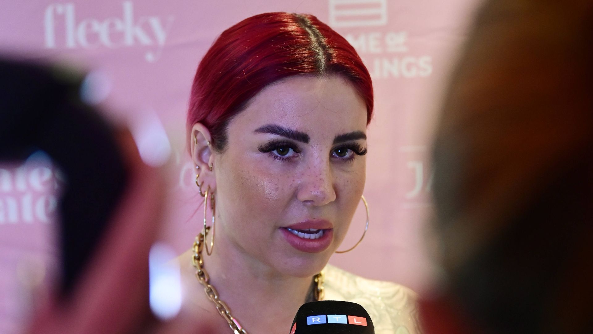 Während Kate Merlans Dreh in NYC wurde „jemand erschossen“