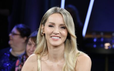 Liebes-Gerüchte stets dementiert: Jetzt trägt Melissa Naschenweng die Dirndl-Schleife aber rechts