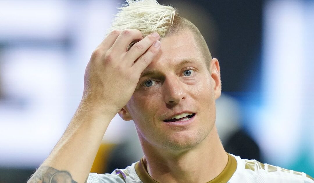 „Meine Frau war not amused“: Toni Kroos erzählt von Frisör-Fauxpas mit seinem Sohn