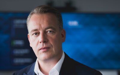 Kommentar von BILD-Chefredakteur Robert Schneider: Der richtige Krieg