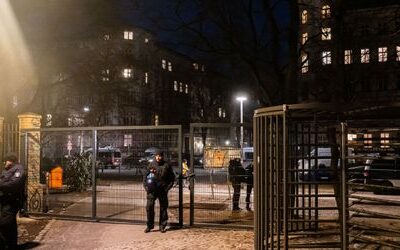 Görlitzer Park in Berlin-Kreuzberg erstmals über Nacht abgeschlossen