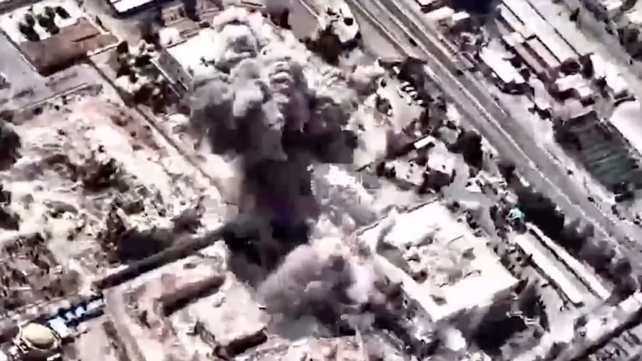 Berüchtigte Miliz: Israel jagt die Motorrad-Mörder der Mullahs