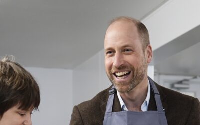 Prinz William hat Spaß beim Backen von traditioneller Pastete