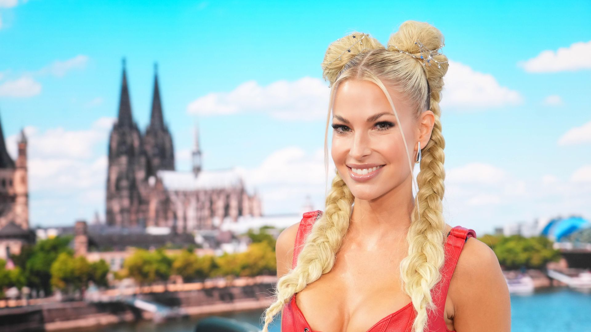 entertainerin-isi-glueck-verteidigt-ballermann-karriere.jpg „Entertainerin“: Isi Glück verteidigt Ballermann-Karriere