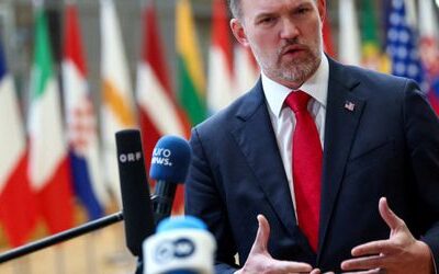 China und USA gehen vor Handelsgesprächen in Paris aufeinander los