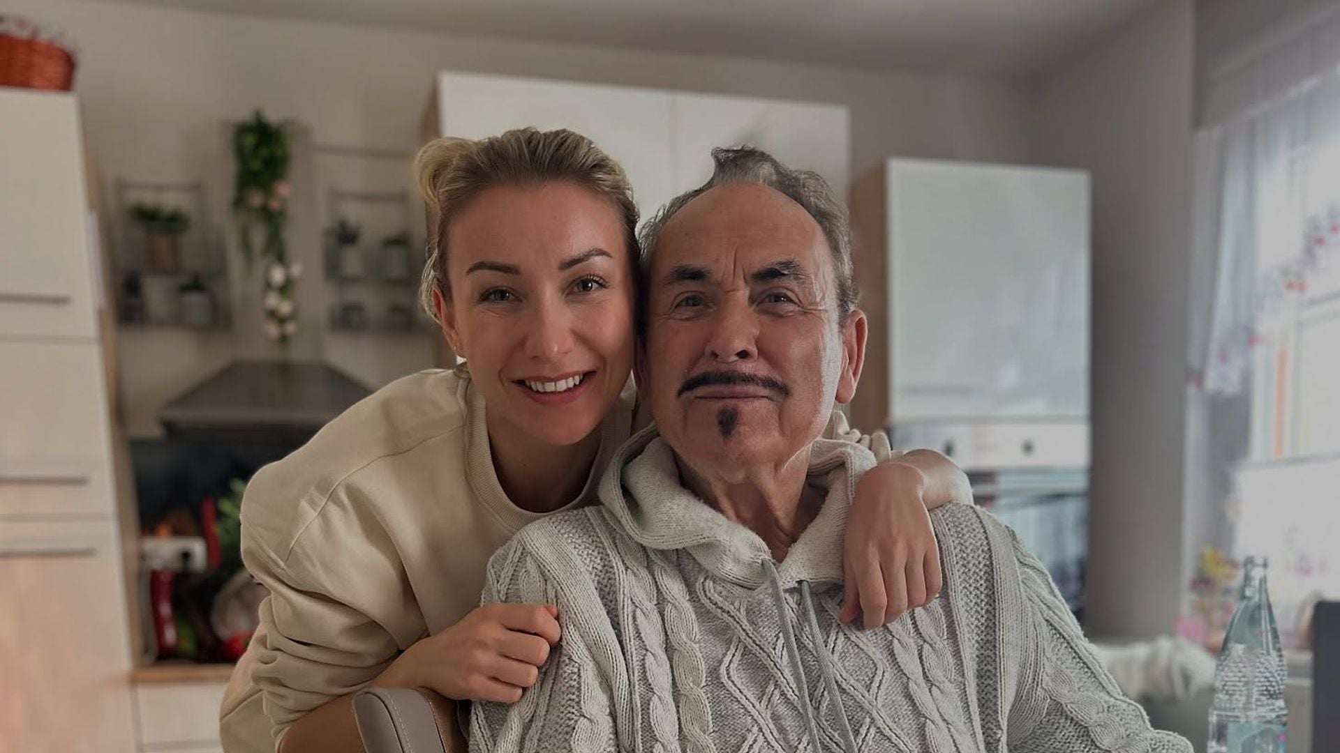 „Let’s Dance“: Anna-Carina Woitschacks Dad reist trotz Krebs