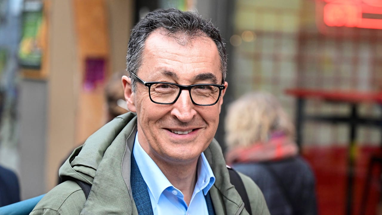 Grünen-Politiker schießt aus dem Nichts an fast allen vorbei: Umfrage-Beben um Özdemir