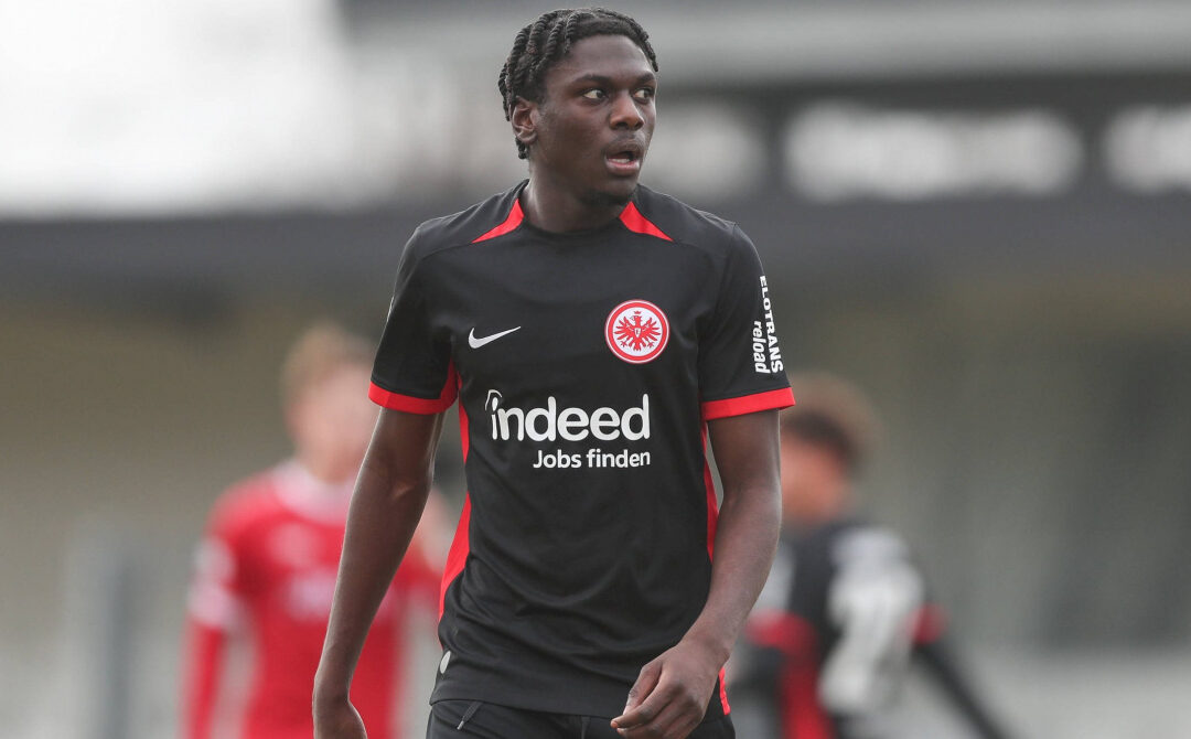 Eintracht Frankfurt bindet Talent Doumbia – Regelmäßig im Profikader