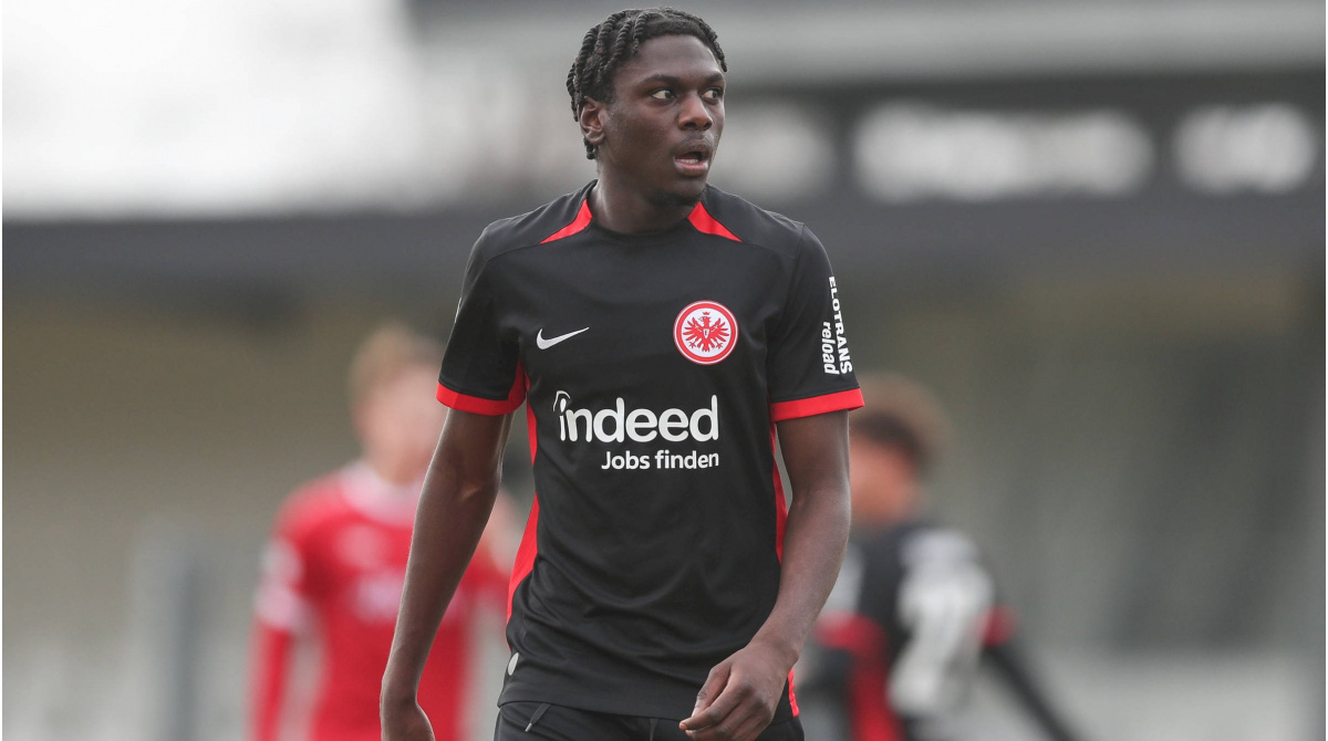 Eintracht Frankfurt bindet Talent Doumbia – Regelmäßig im Profikader