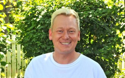 Ahnungslos: Knossi auf dem Weg zum Junggesellenabschied?