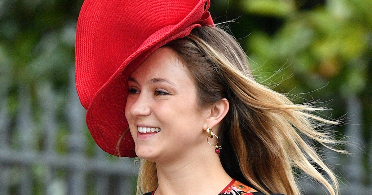 lady-marina-windsor-posiert-im-weissen-brautkleid.jpg Lady Marina Windsor posiert im weißen Brautkleid