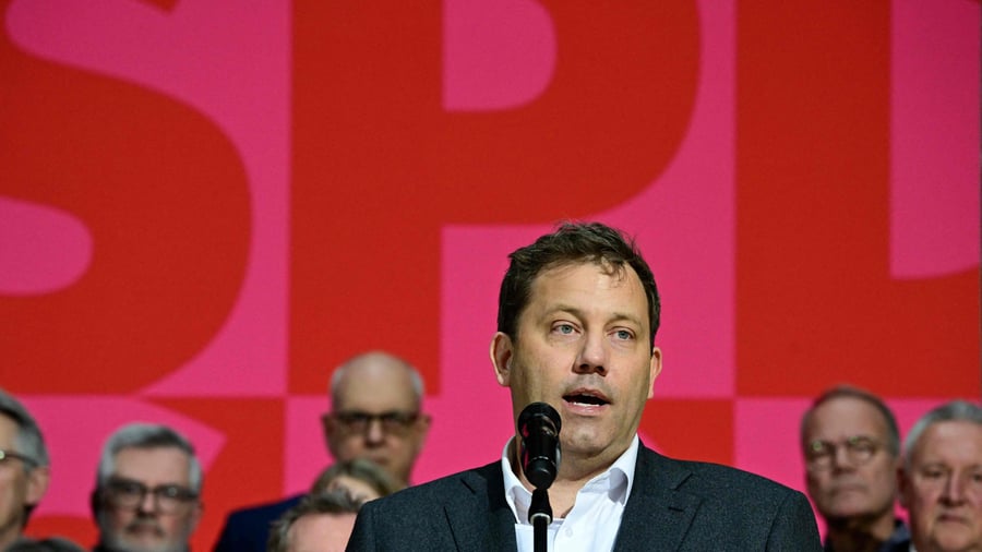 SPD: Spitzentreffen in Berlin: Klingbeil muss die Genossen vom Reformkurs überzeugen